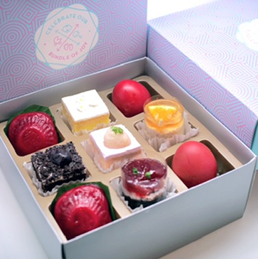 Traditional Chinese wedding cakes